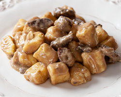 Executivo Gnocchi à Funghi Secchi