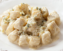 Gnocchi à Quatro Queijos